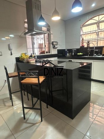 house em Rua Belizário Jerônimo Souza, Ipê - Belo Horizonte - MG