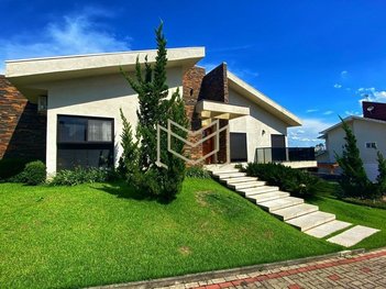 house em Avenida Nereu Ramos - D, Universitário - Chapecó - SC