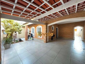 house em Rua Clóvis Navarro da Cruz, Cidade Jardim - Jacareí - SP