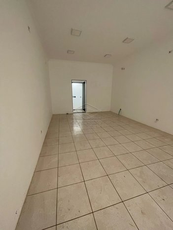 business em Rua Virgílio Manesco, Núcleo Habitacional Naza Arradi Nahás - Barra Bonita - SP