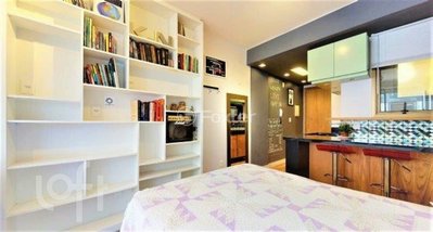 apartment em Rua Demétrio Ribeiro, Centro Histórico - Porto Alegre - RS