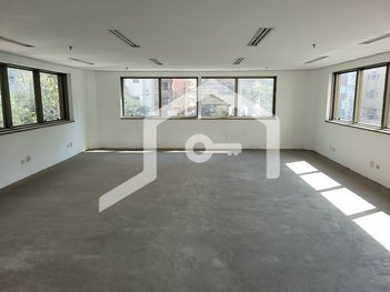 office em Artur de Azevedo, Pinheiros - São Paulo - SP
