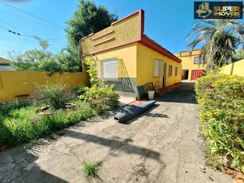 house em Rua Comendador Rafael Mazza, Areal - Pelotas - RS