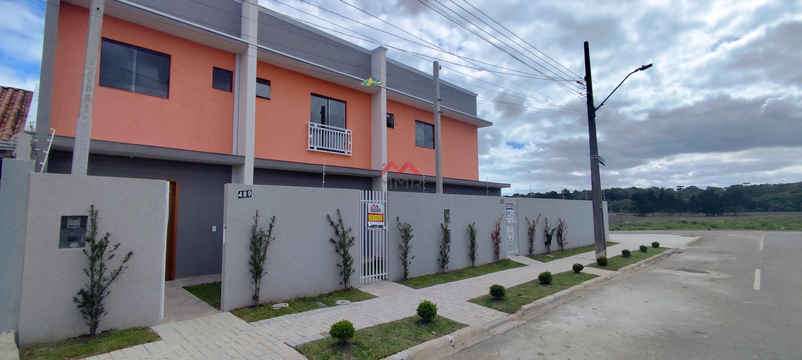 sobrado_venda_novo_curitiba_campodesantana_riobonito_2quartos (2)