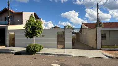 house em Rua Lyda Monteiro da Silva, Santa Mônica - Londrina - PR