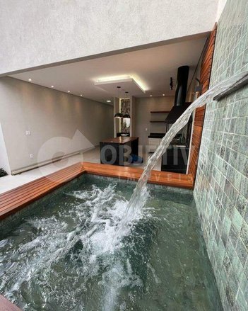 house em Rua José Carrijo, Santa Mônica - Uberlândia - MG