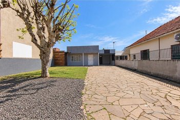 house em Rua Pinheiro Machado, São José - Canoas - RS