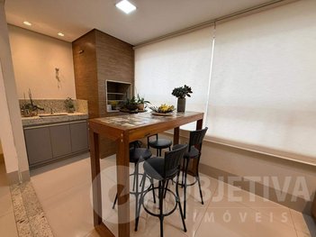 apartment em Rua João Balbino, Segismundo Pereira - Uberlândia - MG
