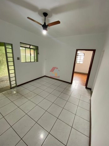 house em Rua Inconfidência, Centro - Nova Lima - MG