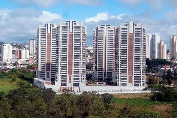 apartment em Rua Antônio Vergaças, Jardim Armênia - Mogi das Cruzes - SP