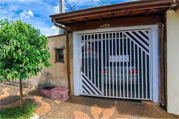 house em Rua Octávio Daltro, Parque Tiradentes - Araras - SP