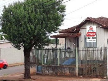 house em Rua Santa Terezinha, Vila Santa Terezinha - Londrina - PR