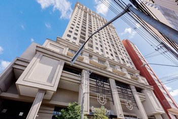 apartment em Rua Treze de Maio, Centro - Curitiba - PR