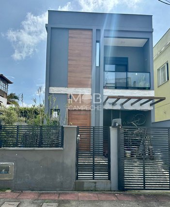 house em Servidão Venâncio Bernardino das Chagas, Rio Tavares - Florianópolis - SC