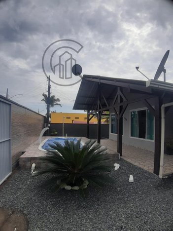 house em Rua Bento Gonçalves, Praia de Armação do Itaporocoy - Penha - SC