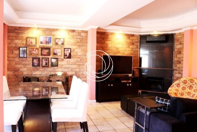 Sala de estar e jantar