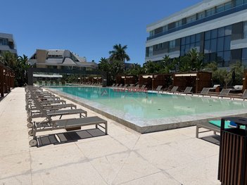 apartment em Avenida dos Búzios, Jurerê Internacional - Florianópolis - SC