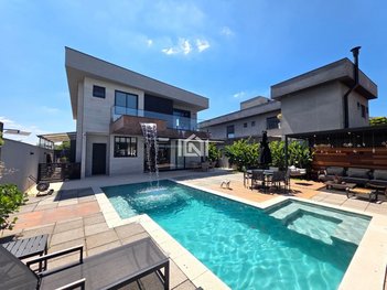 house em Rua Tore Albert Munk, Moinho Velho - Embu das Artes - SP