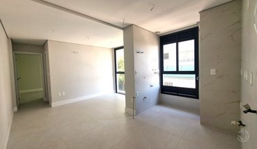 apartment em Tertuliano Brito Xavier, Jurerê - Florianópolis - SC