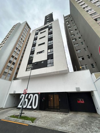 apartment em Rua Guilherme Pugsley, Água Verde - Curitiba - PR