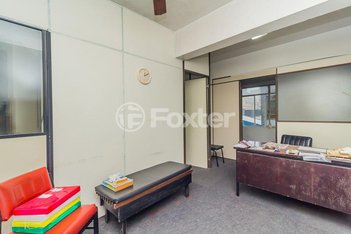 office em Rua Uruguai, Centro Histórico - Porto Alegre - RS