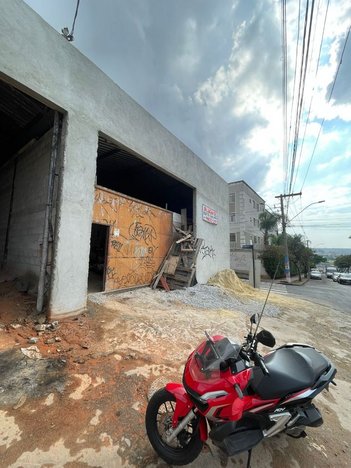 industrial em Um, Arpoador - Contagem - MG