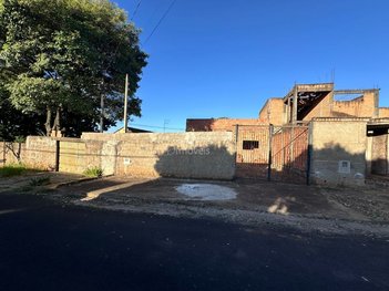 land_lot em Rua General de Exército Vicente de Paula Dalle Coutinho, Jardim Imperador - Araraquara - SP