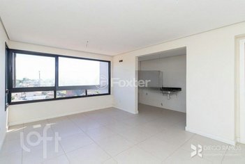 apartment em Avenida Eduardo Prado, Cavalhada - Porto Alegre - RS