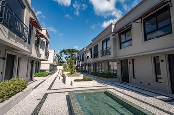 house em Rua Carlos Leopoldo Glaser, Campo Comprido - Curitiba - PR