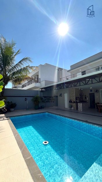 house em Avenida Adolpho Massaglia, Vossoroca - Votorantim - SP
