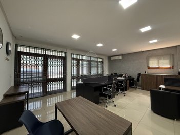 business em Rua Morom, Centro - Passo Fundo - RS