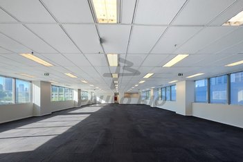 business em Avenida Doutor Chucri Zaidan, Vila Cordeiro - São Paulo - SP