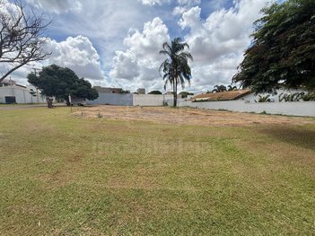 land_lot em Rua das Árvores, Parque Residencial Primavera II - Jaú - SP