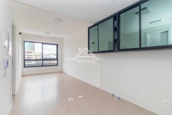 apartment em Rua Professor Freitas e Castro, Azenha - Porto Alegre - RS
