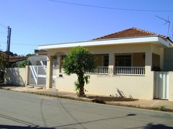 house em Rua General Osório, Vila Nova - São Pedro - SP