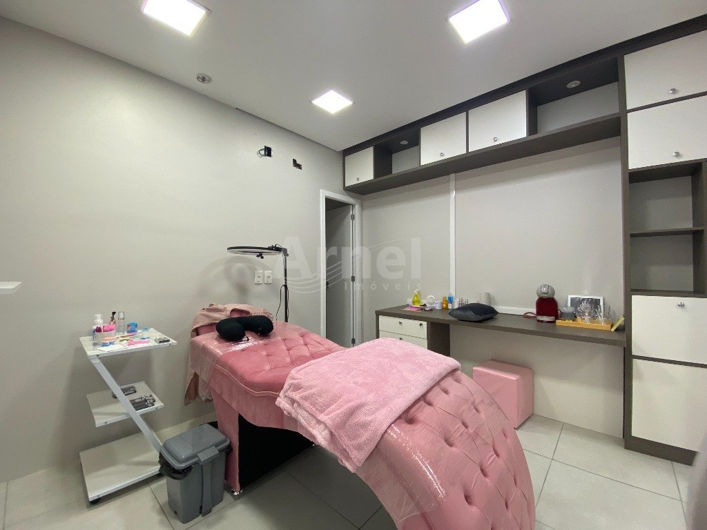 Sala comercial 3