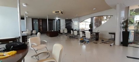 business em Rua Maria Luiza Ataliba de Arruda Botelho, Jardim Maria Luiza III - Jaú - SP