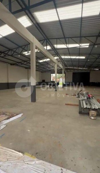 industrial em Avenida Monsenhor Eduardo, Bom Jesus - Uberlândia - MG