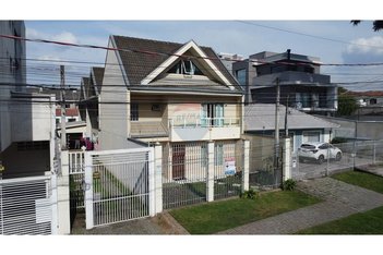 house em Rua Marquês do Paraná, Água Verde - Curitiba - PR