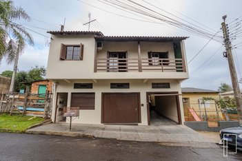 house em Rua General Luz, Vargas - Sapucaia do Sul - RS