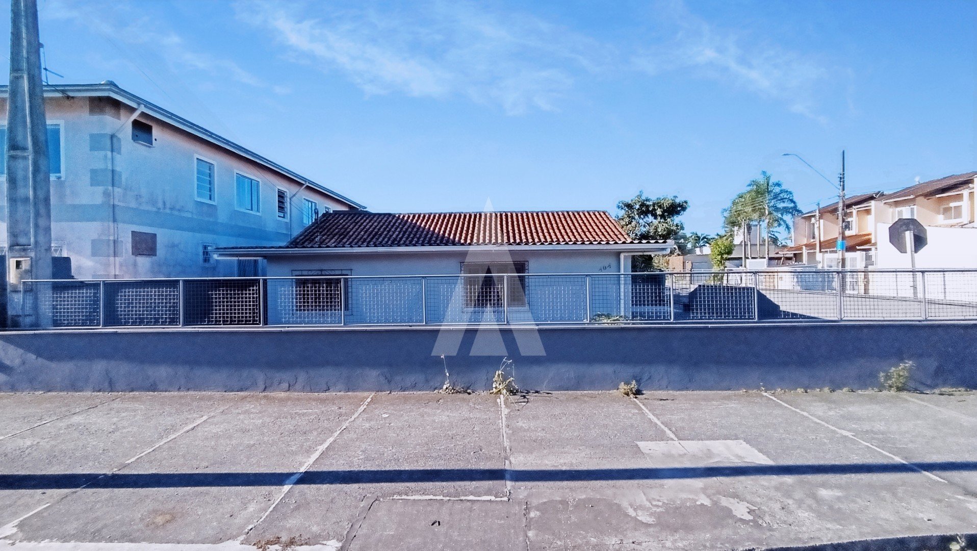 FACHADA