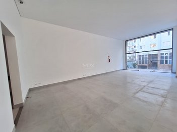 business em Alferes José Caetano, Centro - Piracicaba - SP