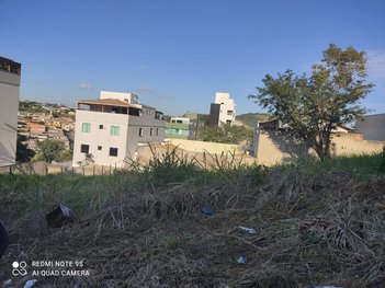 land_lot em Alameda das Patativas, Cabral - Contagem - MG