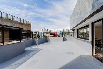 apartment em Rua Carlos Trein Filho, Auxiliadora - Porto Alegre - RS
