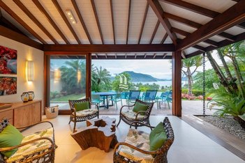 house em Rua Coronel Ernesto de Oliveira, Centro - Ubatuba - SP