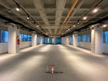 office em Rua Luiz Seráphico Júnior, Jardim Caravelas - São Paulo - SP