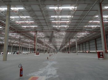 industrial em Estrada de Miguel Pereira, São Miguel - Seropédica - RJ