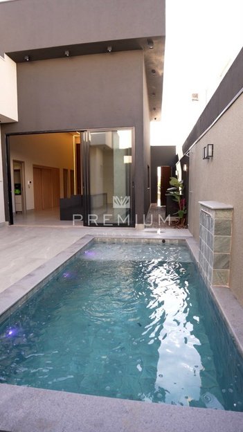 house em Avenida Argemiro Evangelista Ferreira, Shopping Park - Uberlândia - MG