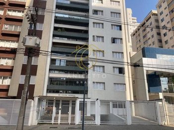 apartment em Rua Desembargador Motta, Água Verde - Curitiba - PR