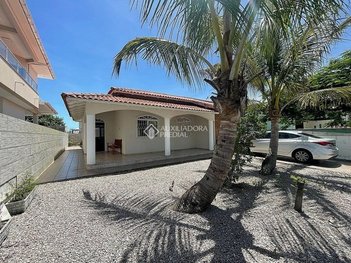 house em Rua Acarai, Praia do Sonho - Palhoça - SC